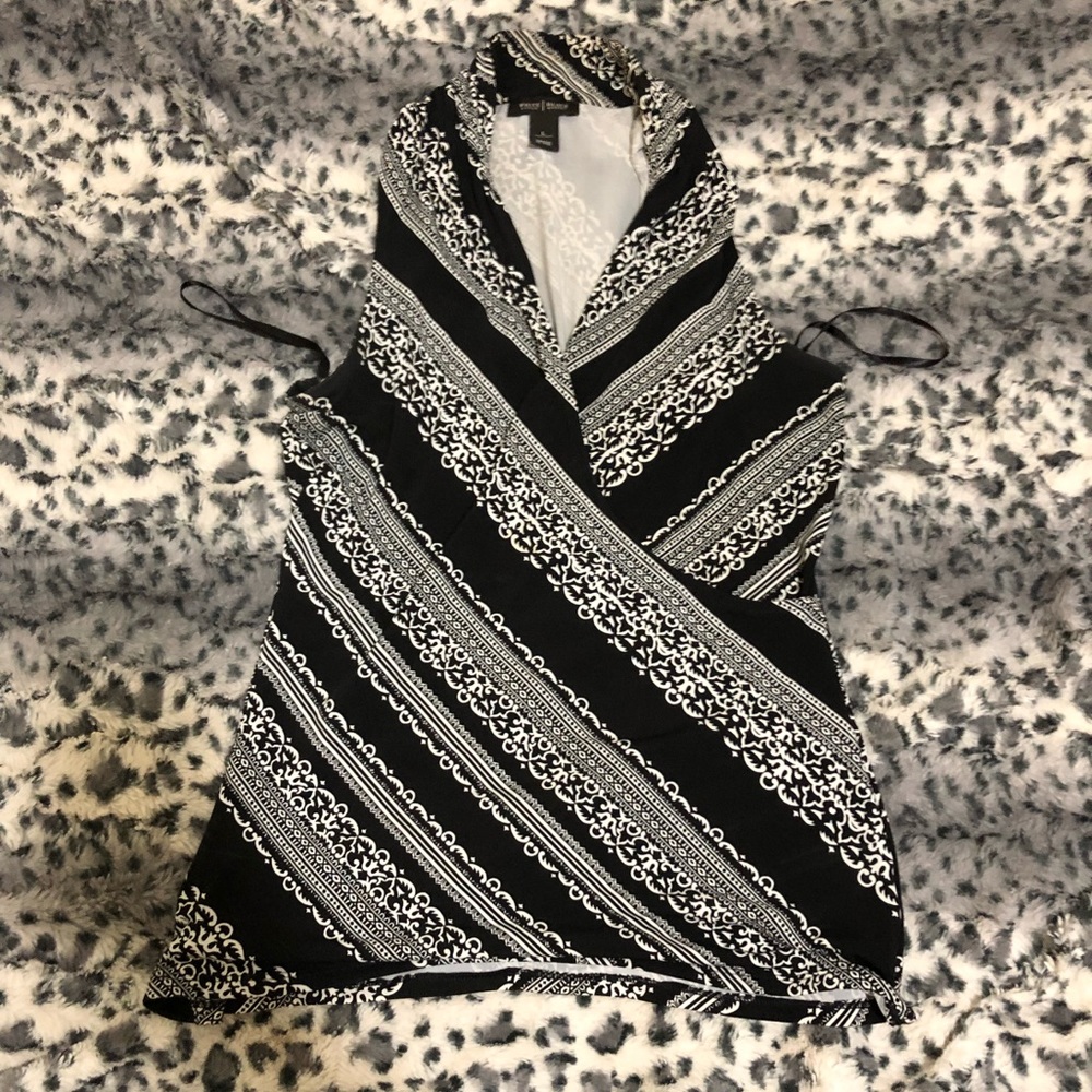 White House black market blouse